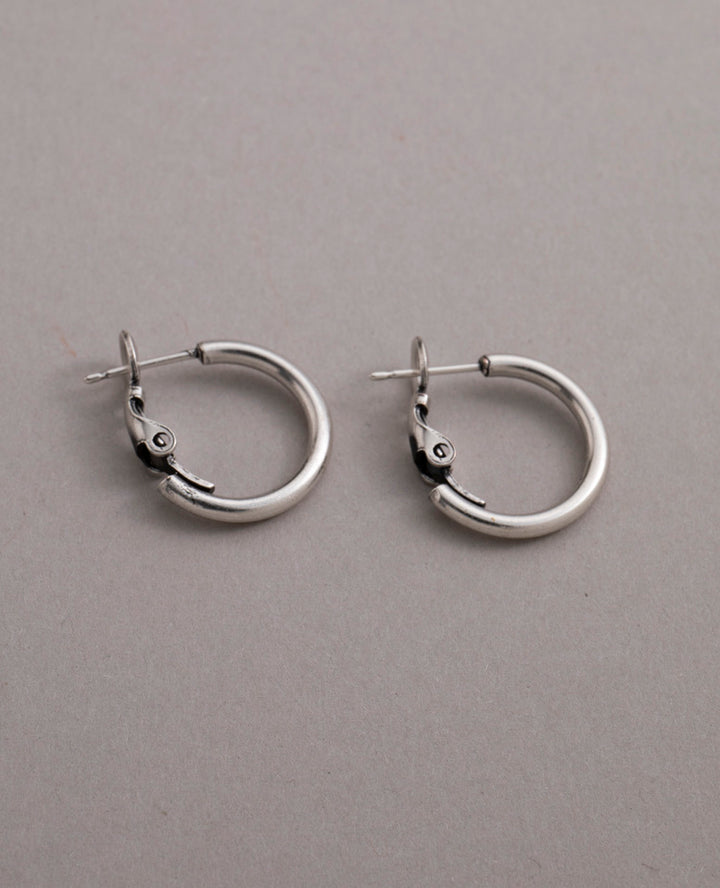 Must S Earrings Silver