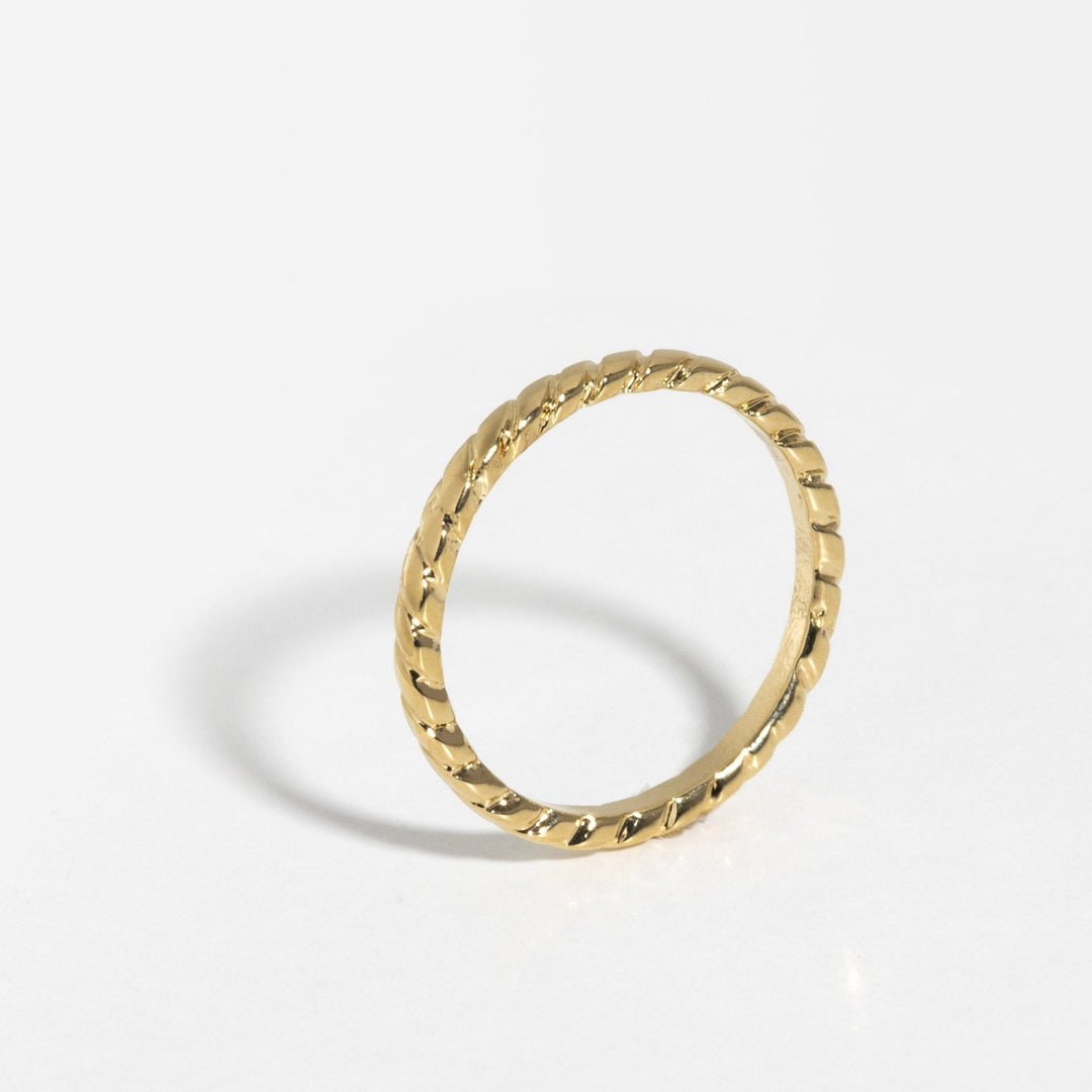 Curium Ring Gold