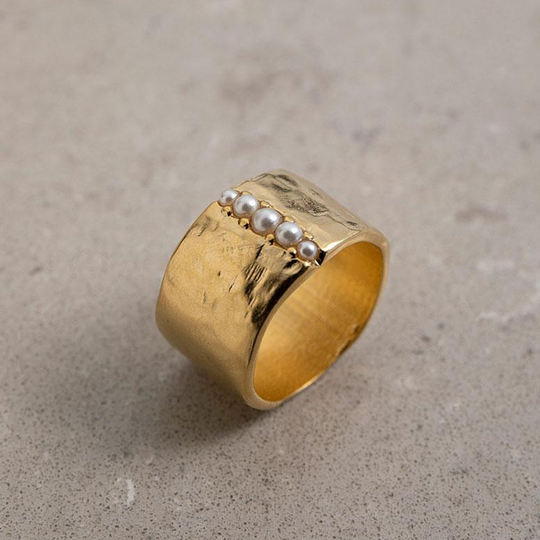 Gorge Ring Gold